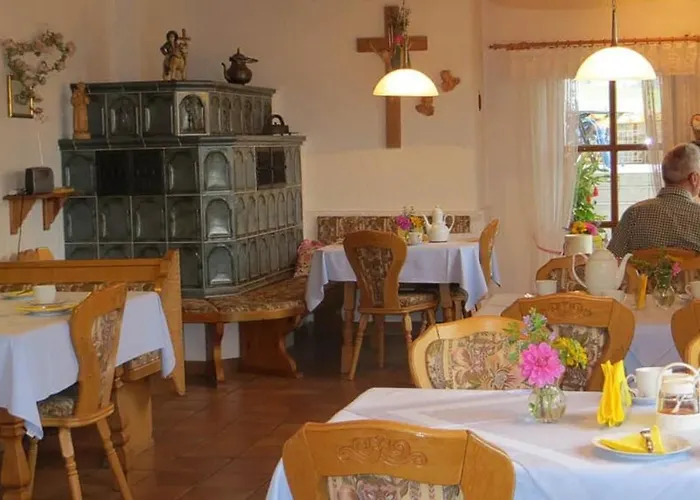 Gaestehaus Am Ludwigsberg 3*