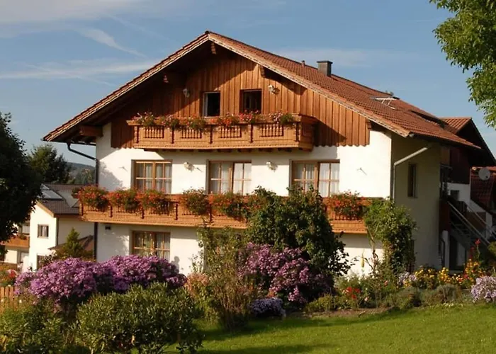 Gaestehaus Am Ludwigsberg 招待所
